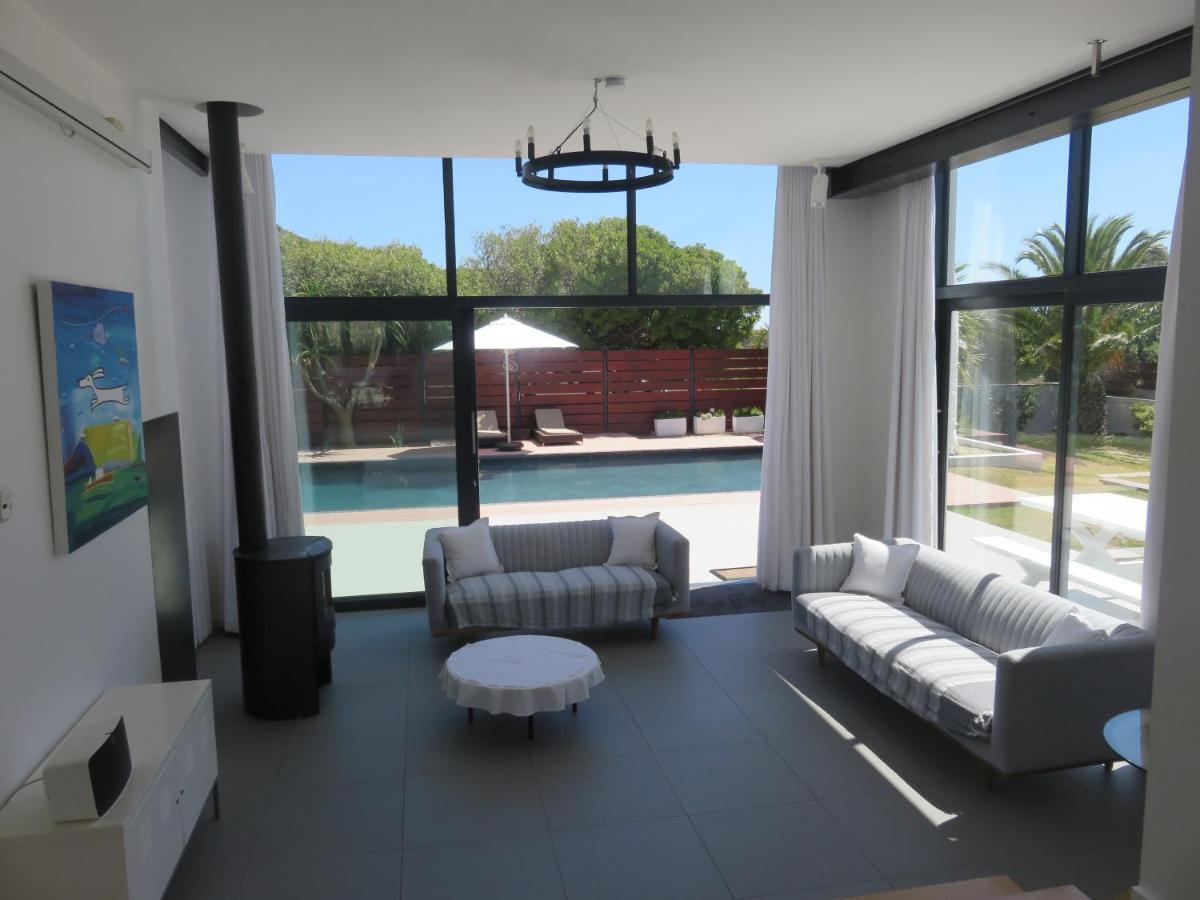 Cape White Villa Crawley ภายนอก รูปภาพ