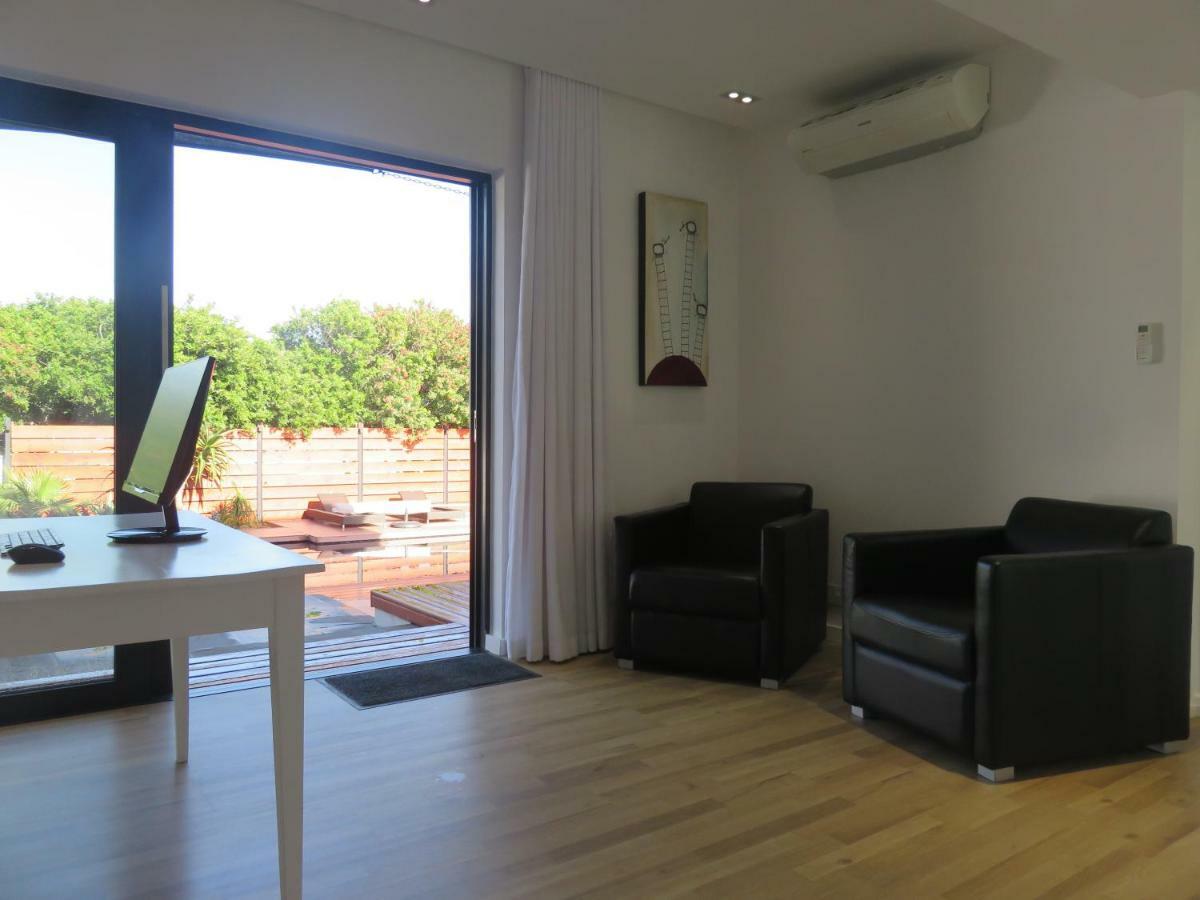 Cape White Villa Crawley ภายนอก รูปภาพ